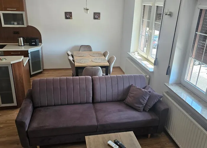 Na Rynku شقة Ślesin